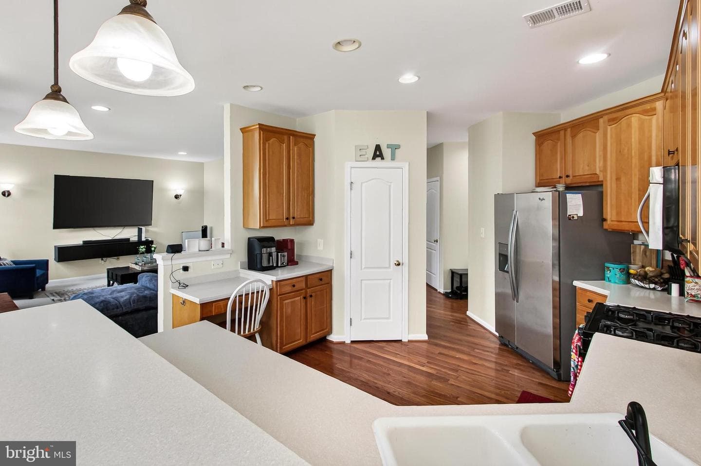 42655 Harris Street photo 15