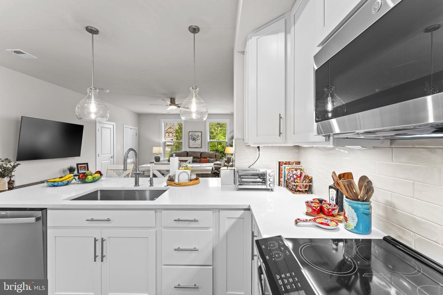 21805 Express Terrace photo 9