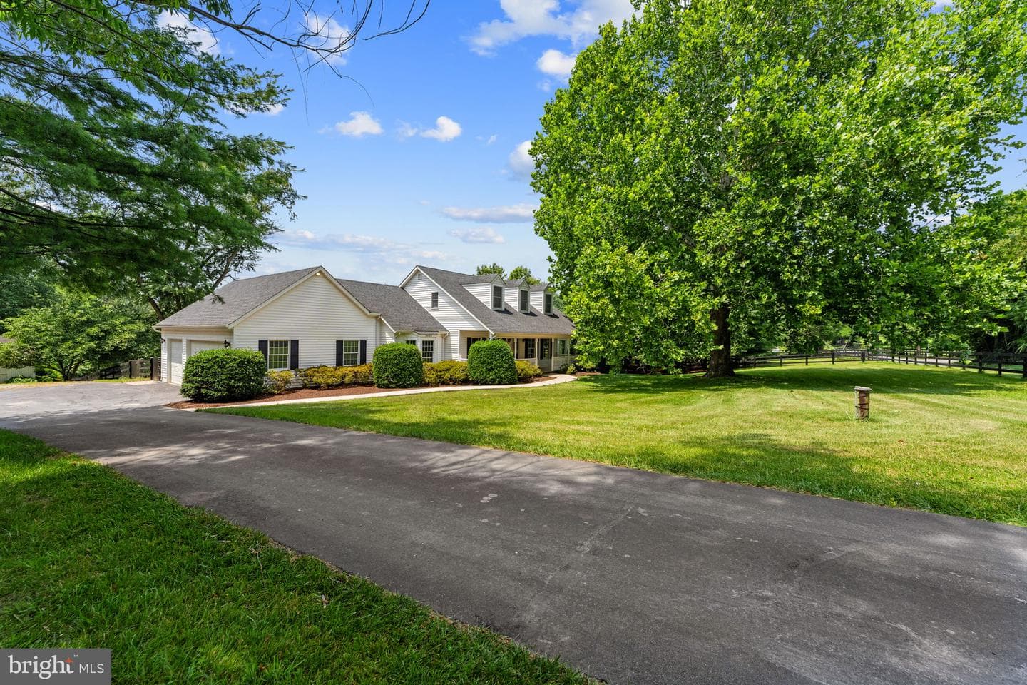 36983 Philomont Road photo 3