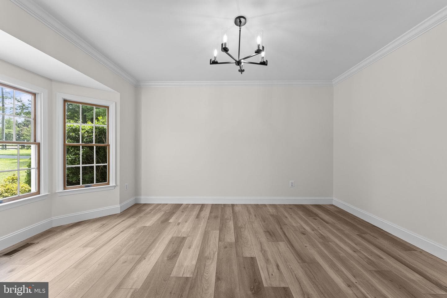 36983 Philomont Road photo 35
