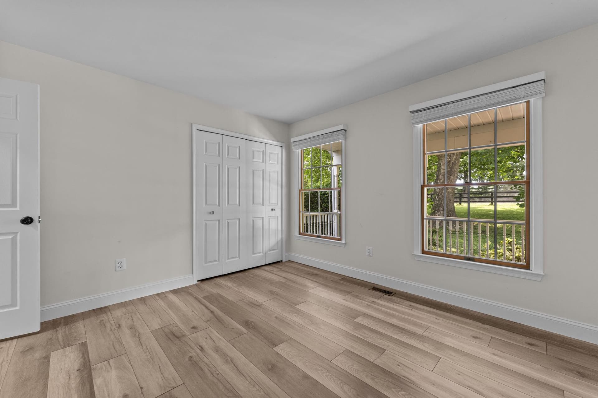 36983 Philomont Road photo 45
