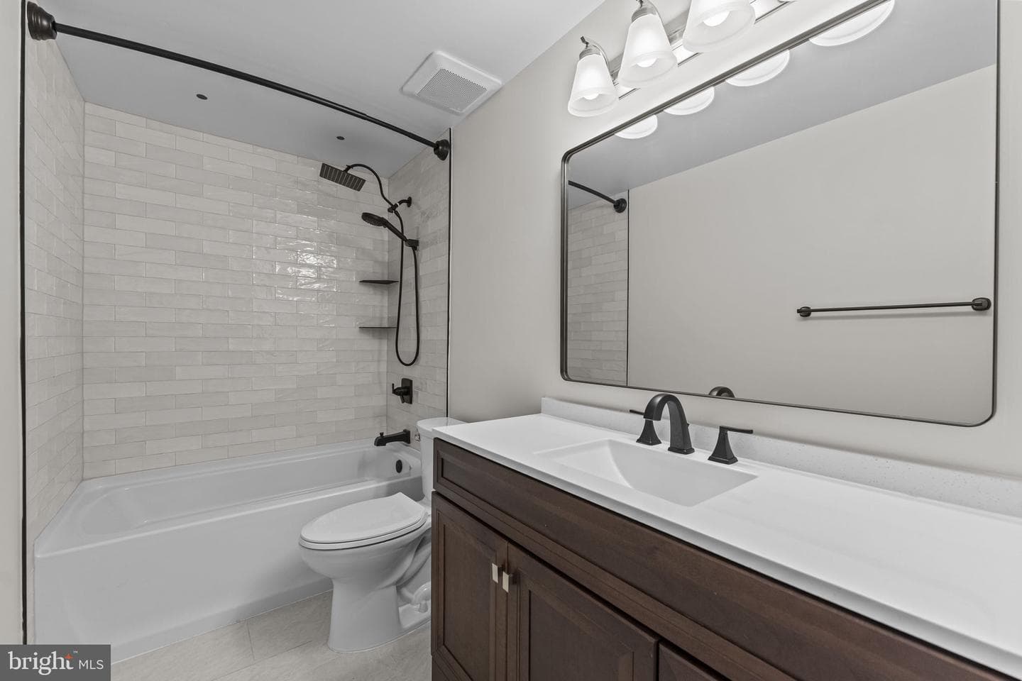 36983 Philomont Road photo 59