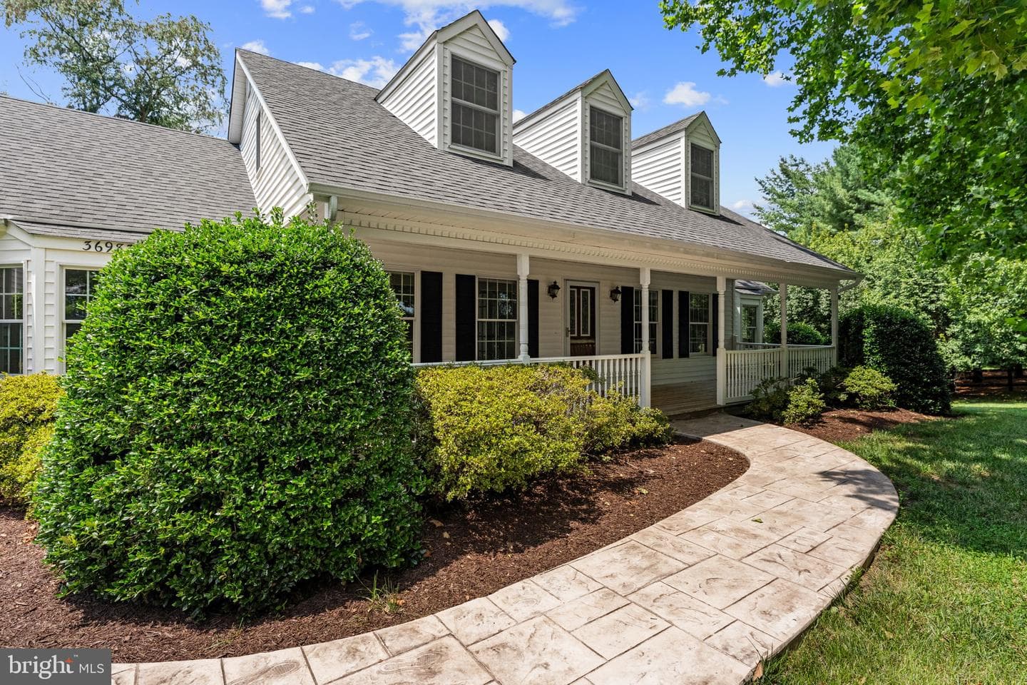 36983 Philomont Road photo 8