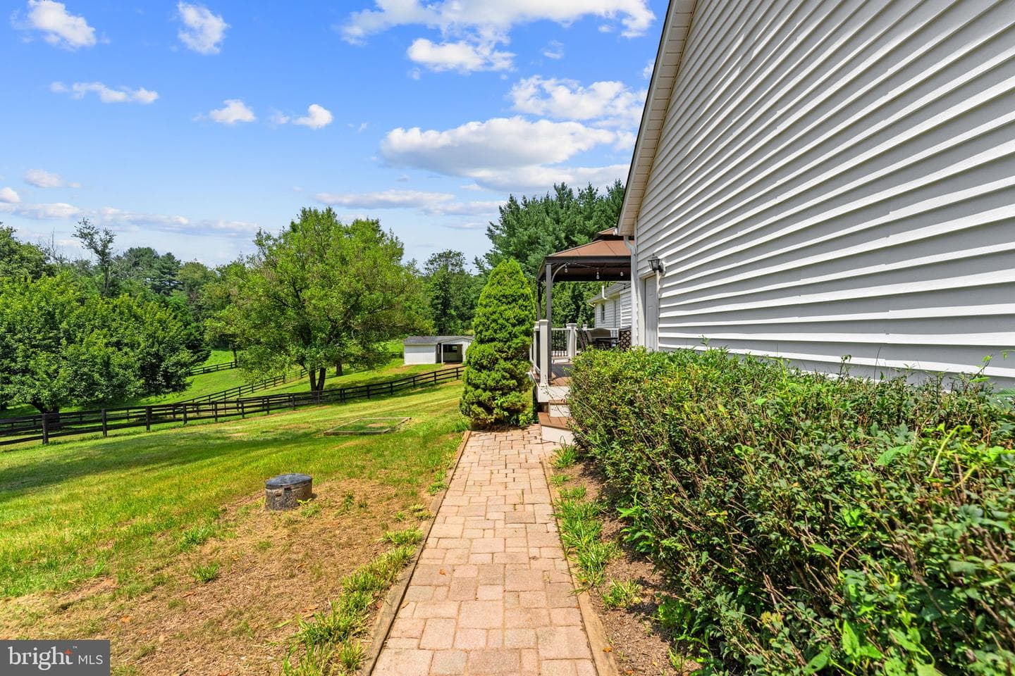 36983 Philomont Road photo 81