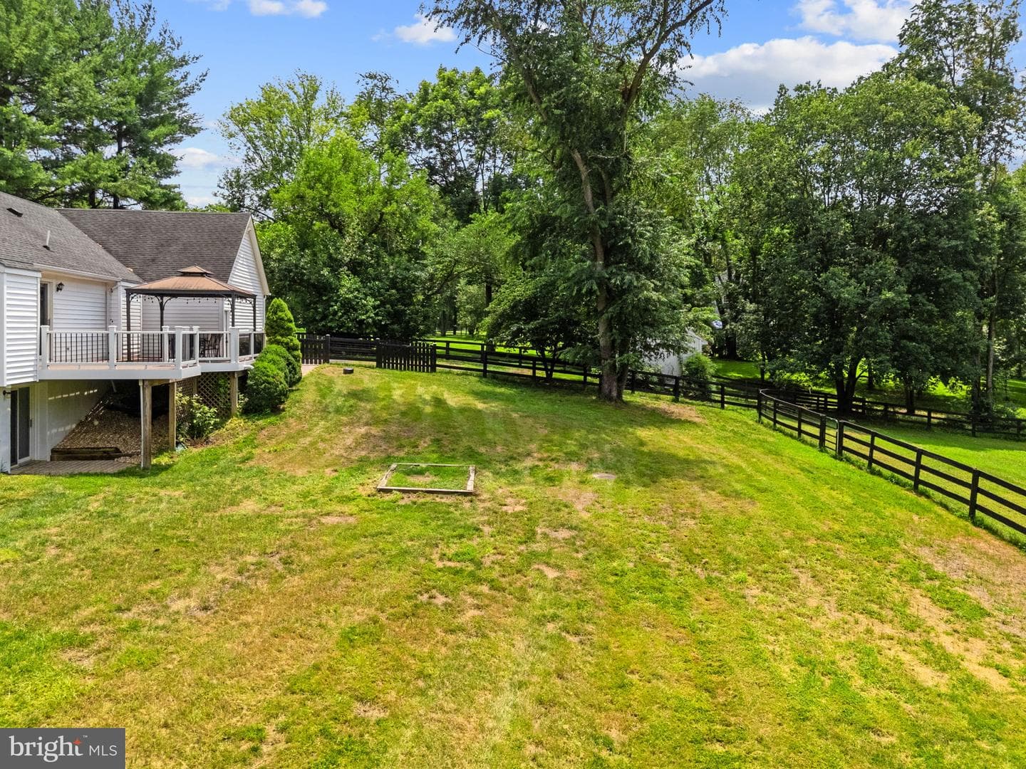 36983 Philomont Road photo 89