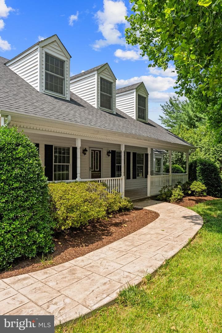36983 Philomont Road photo 9