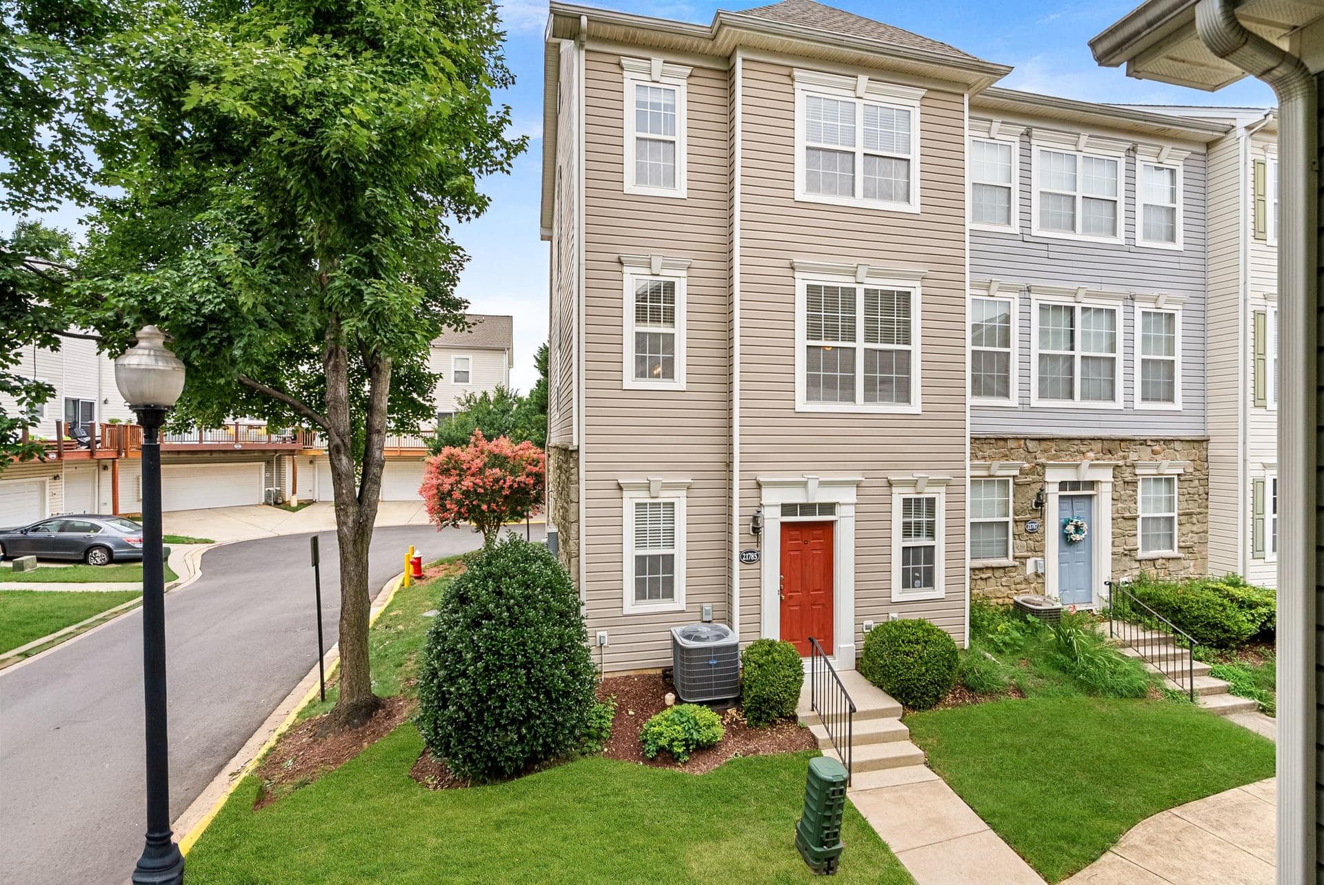 21785 Dragons Green Square #21785, Ashburn
