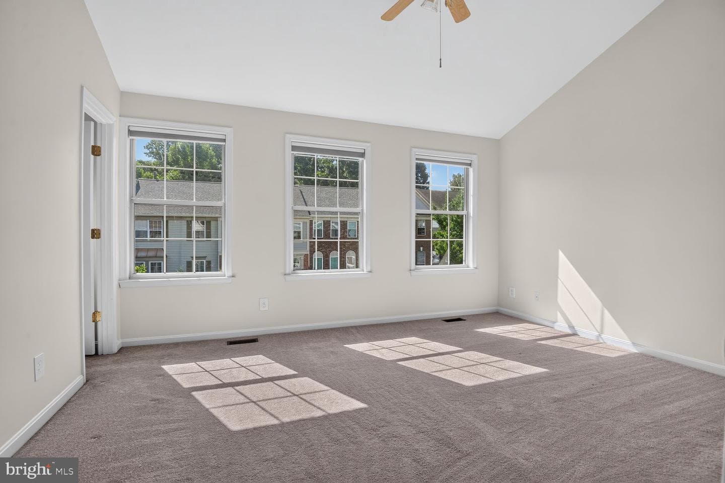 47720 Sandbank Square photo 12