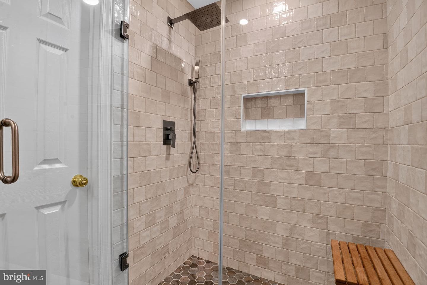 47720 Sandbank Square photo 26