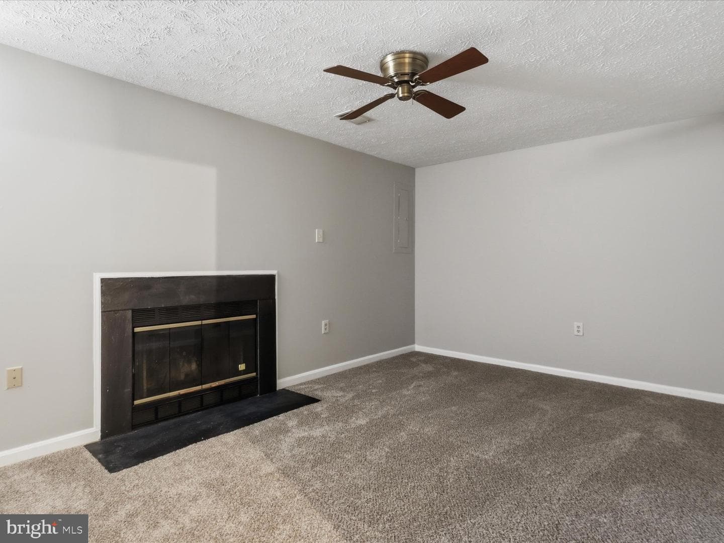 609 Tammy Terrace SE photo 30