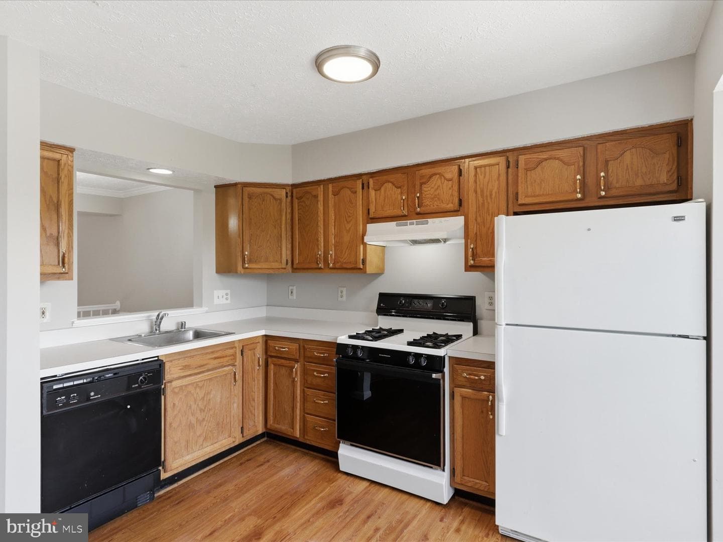 609 Tammy Terrace SE photo 9