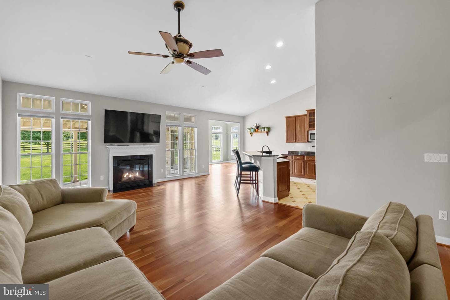 35987 Birch Hollow Lane photo 6