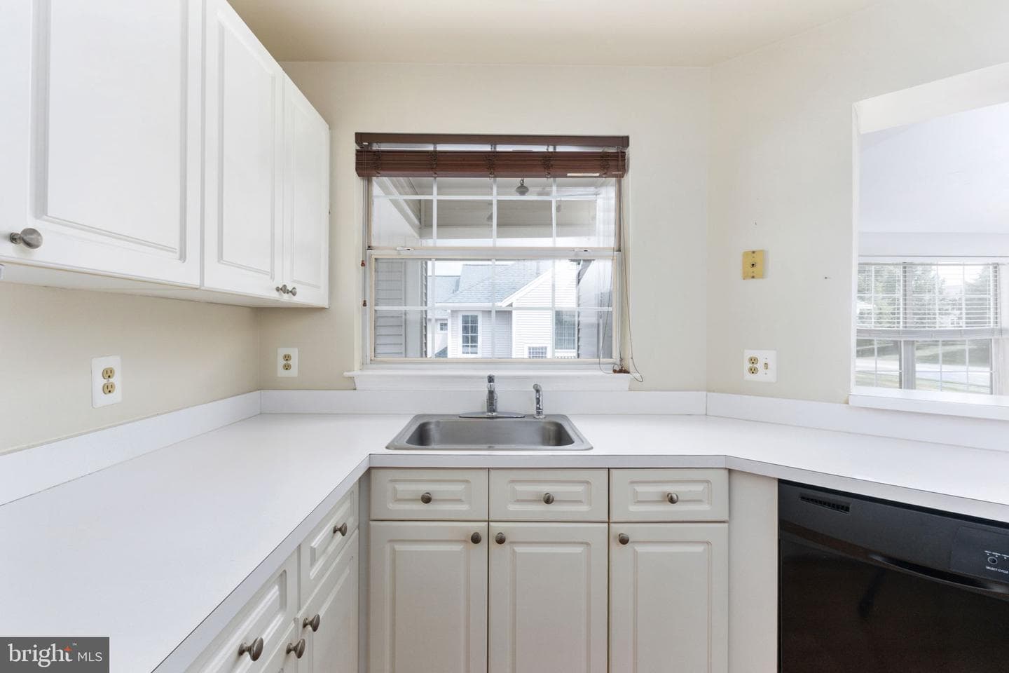 45091 Brae Terrace #203 photo 8
