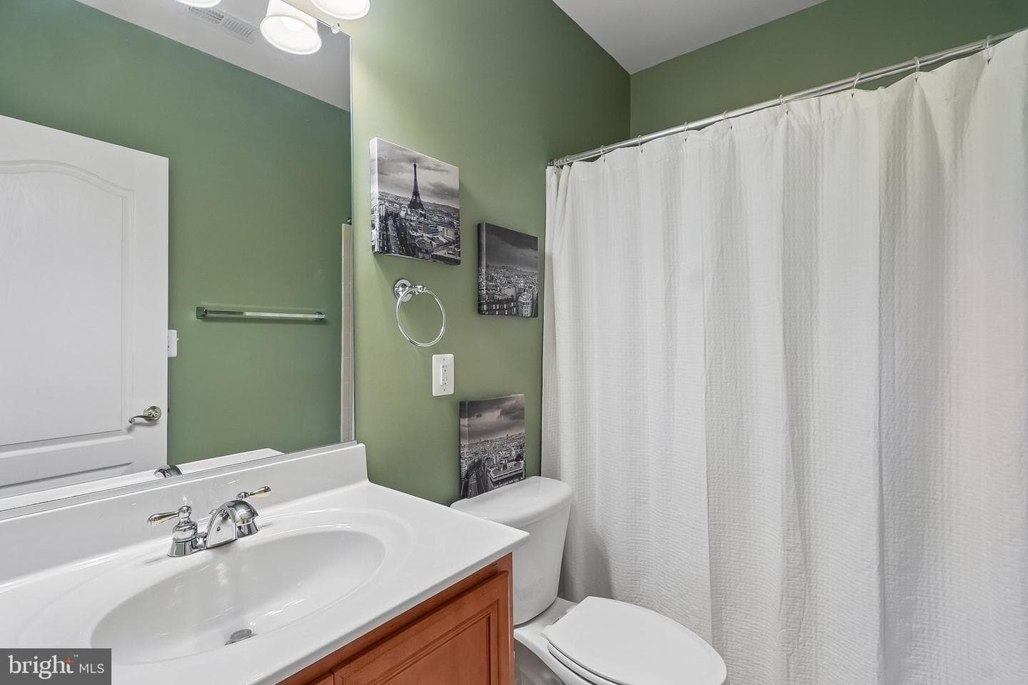 22173 Withers Grove Court photo 71