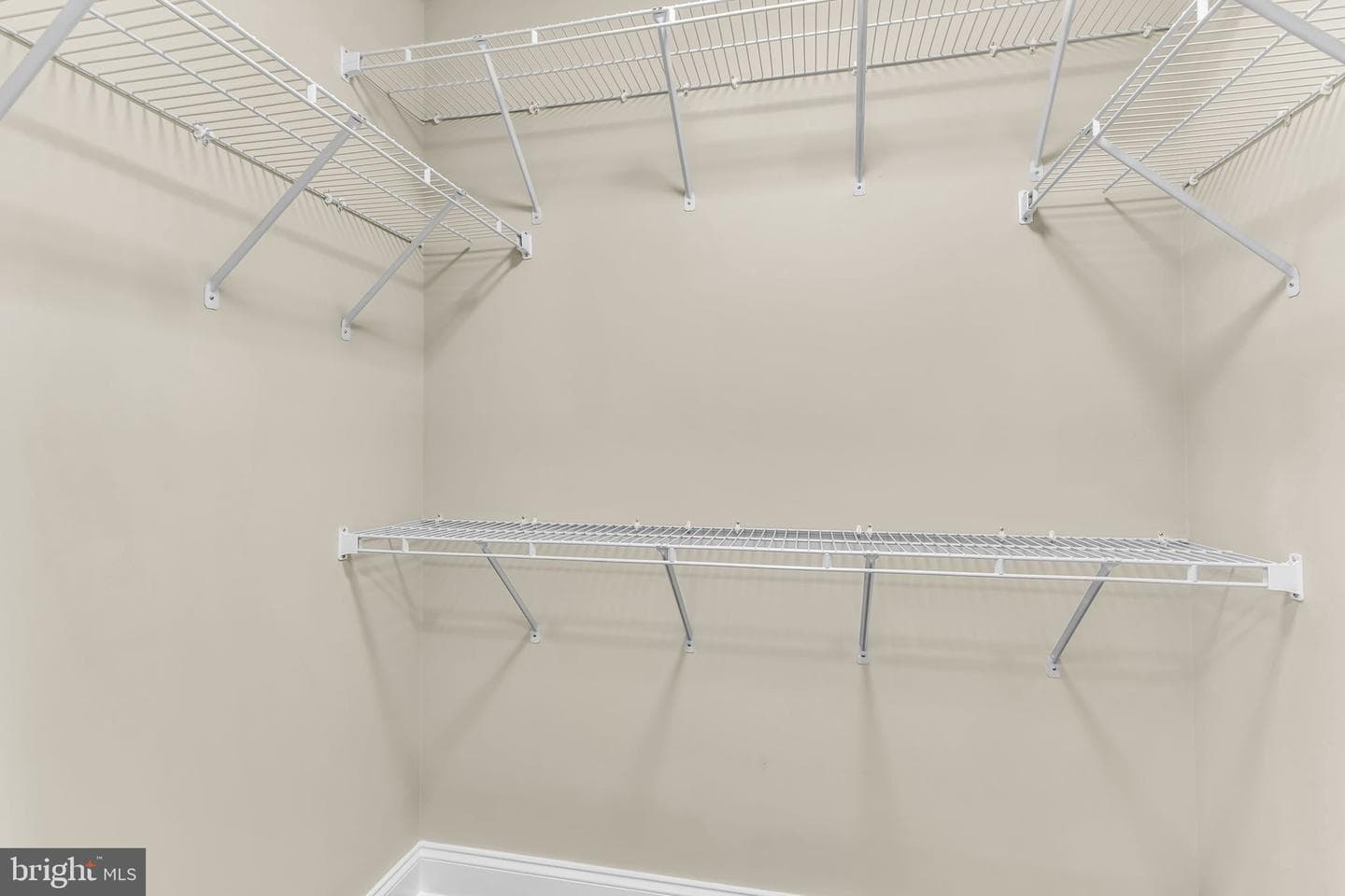 42985 Pascale Terrace photo 28