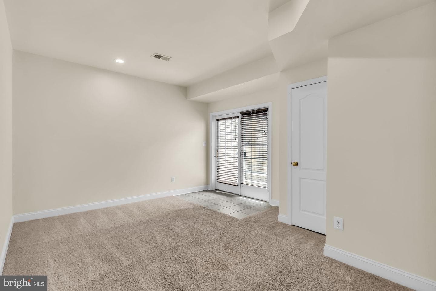 42985 Pascale Terrace photo 34