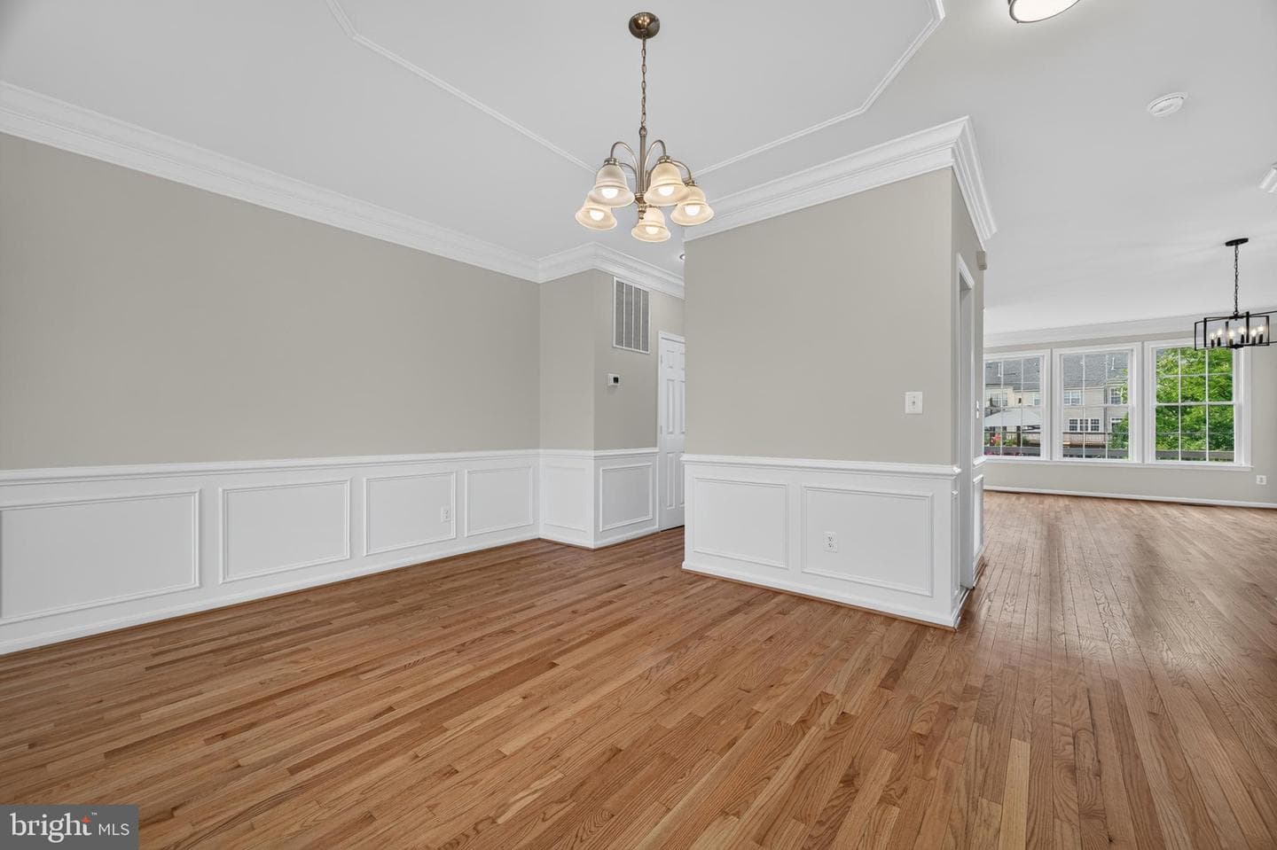 1199 Cambria Terrace NE photo 5