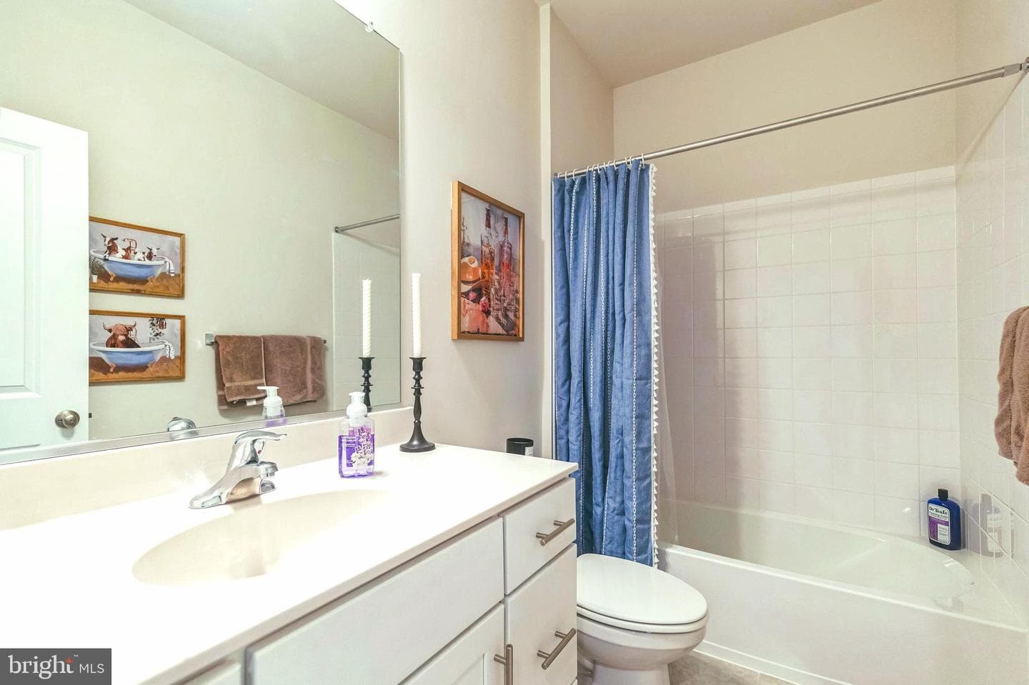 902 California Drive NE photo 32