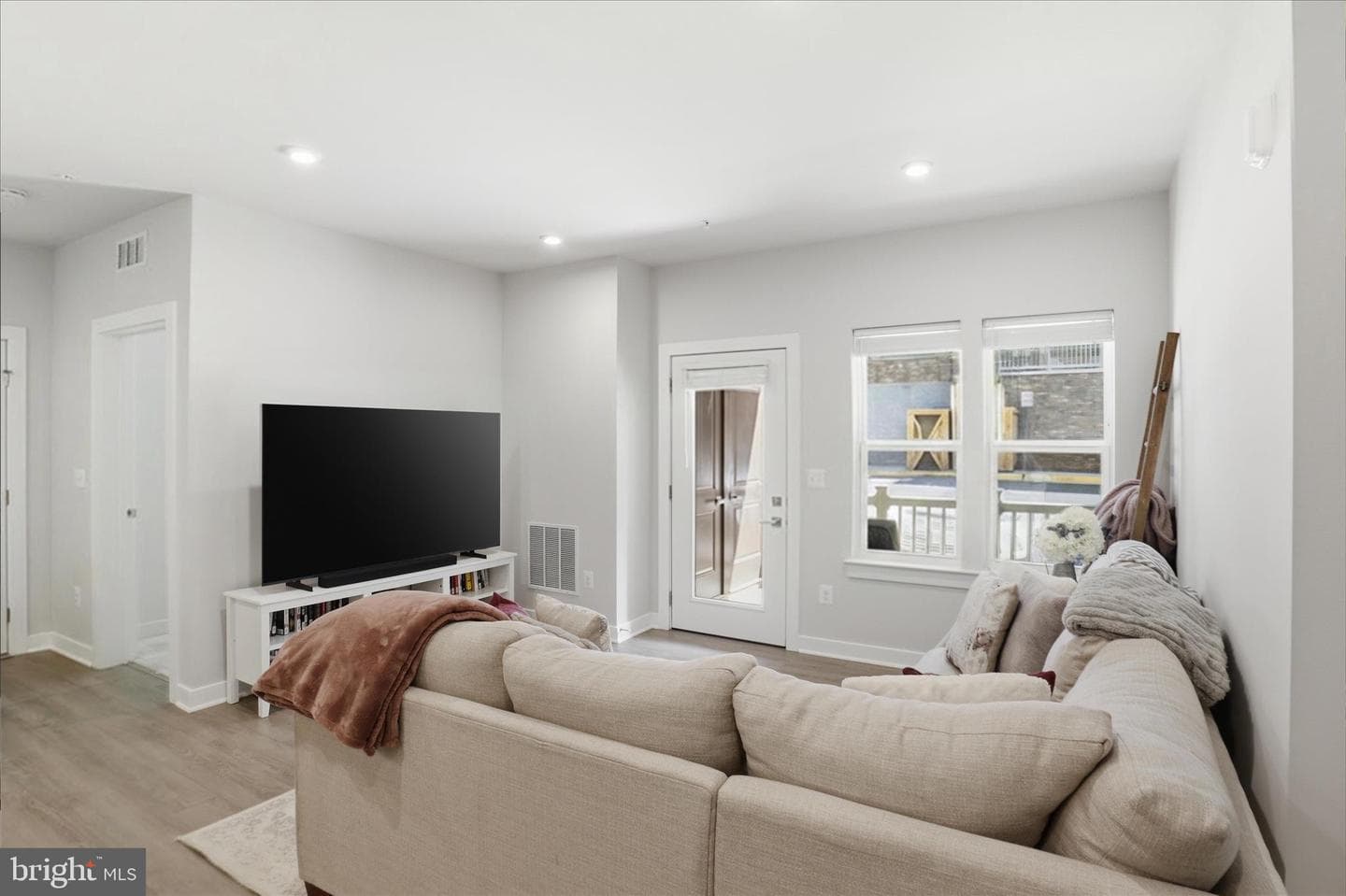46294 Mount Milstead Terrace #103 photo 7