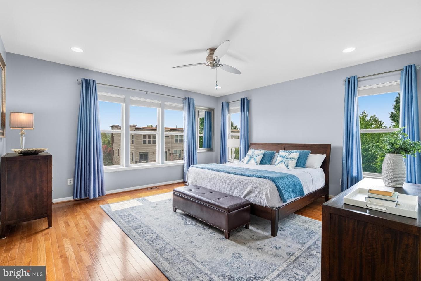 22792 Sagamore Square photo 21