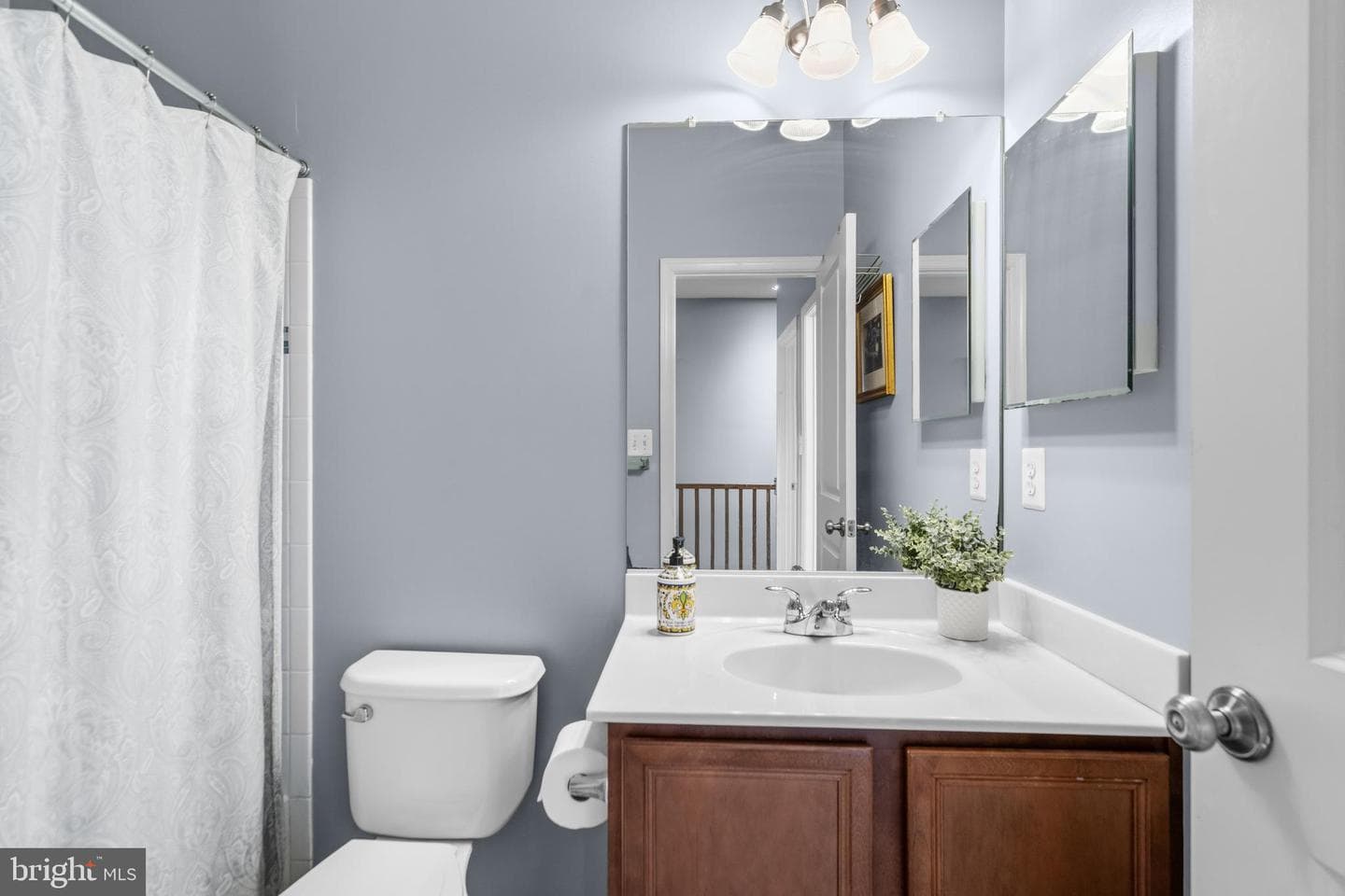 22792 Sagamore Square photo 28