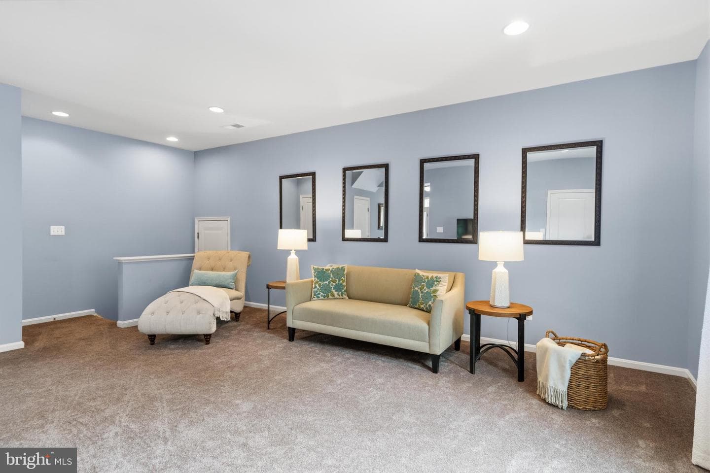 22792 Sagamore Square photo 33