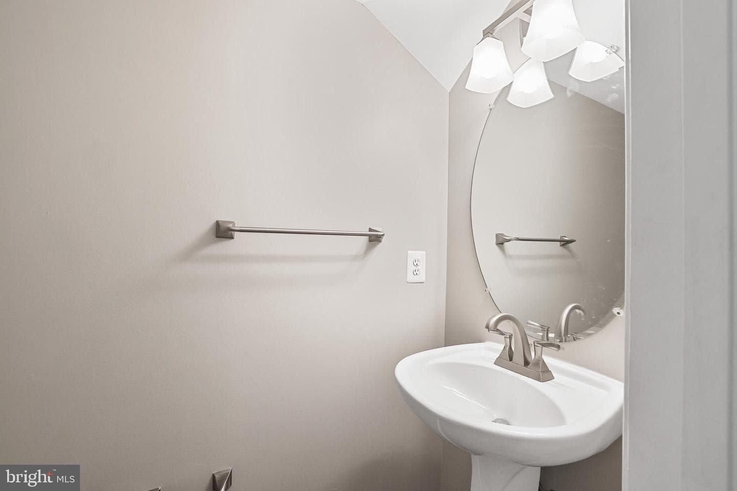 21565 Center Point Circle photo 16