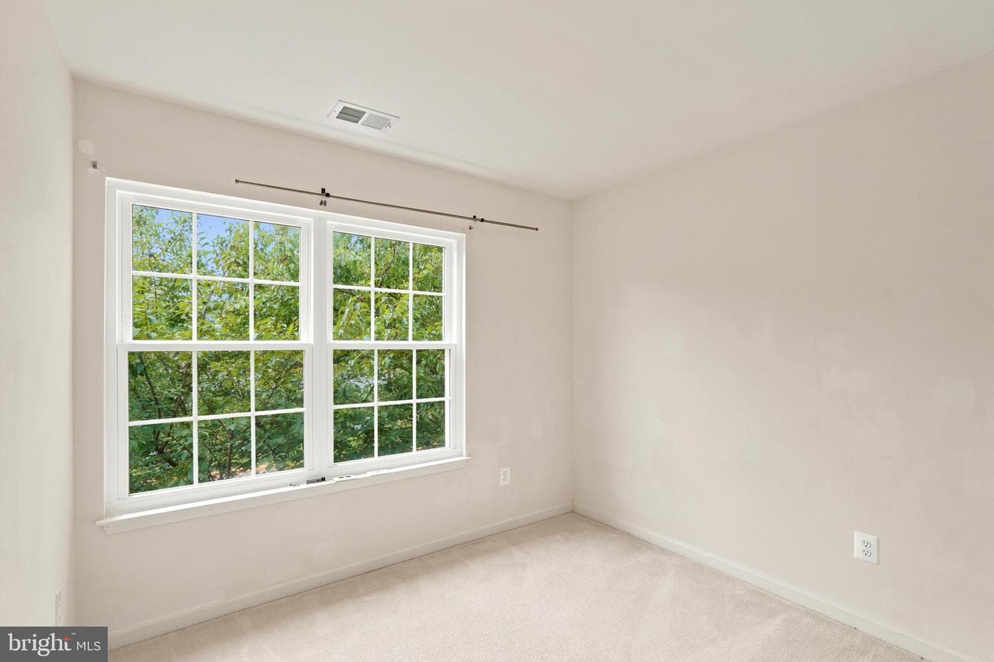 43042 Sherbrooke Terrace photo 17