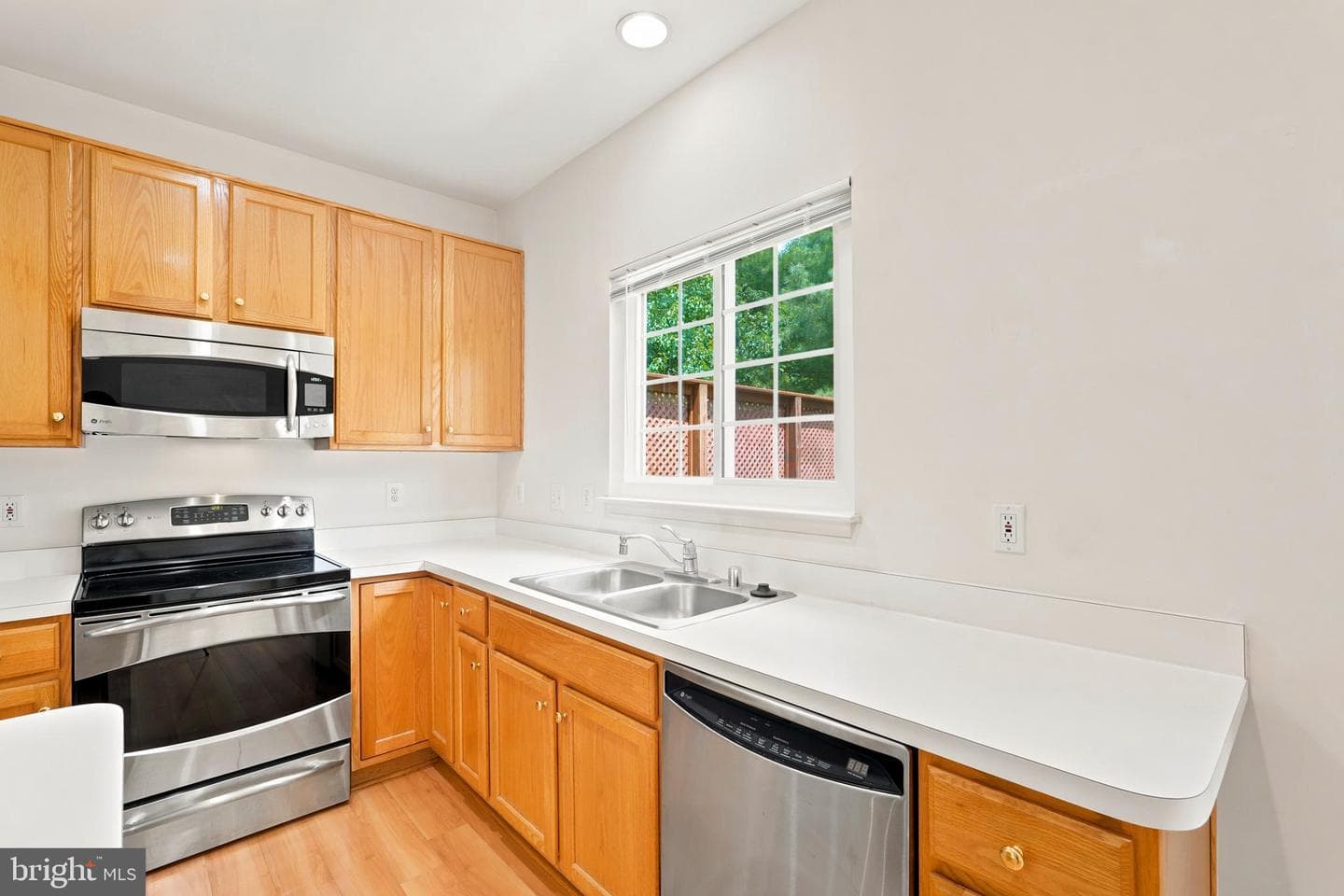 43042 Sherbrooke Terrace photo 3