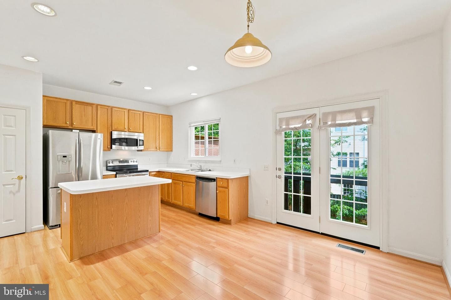 43042 Sherbrooke Terrace photo 5