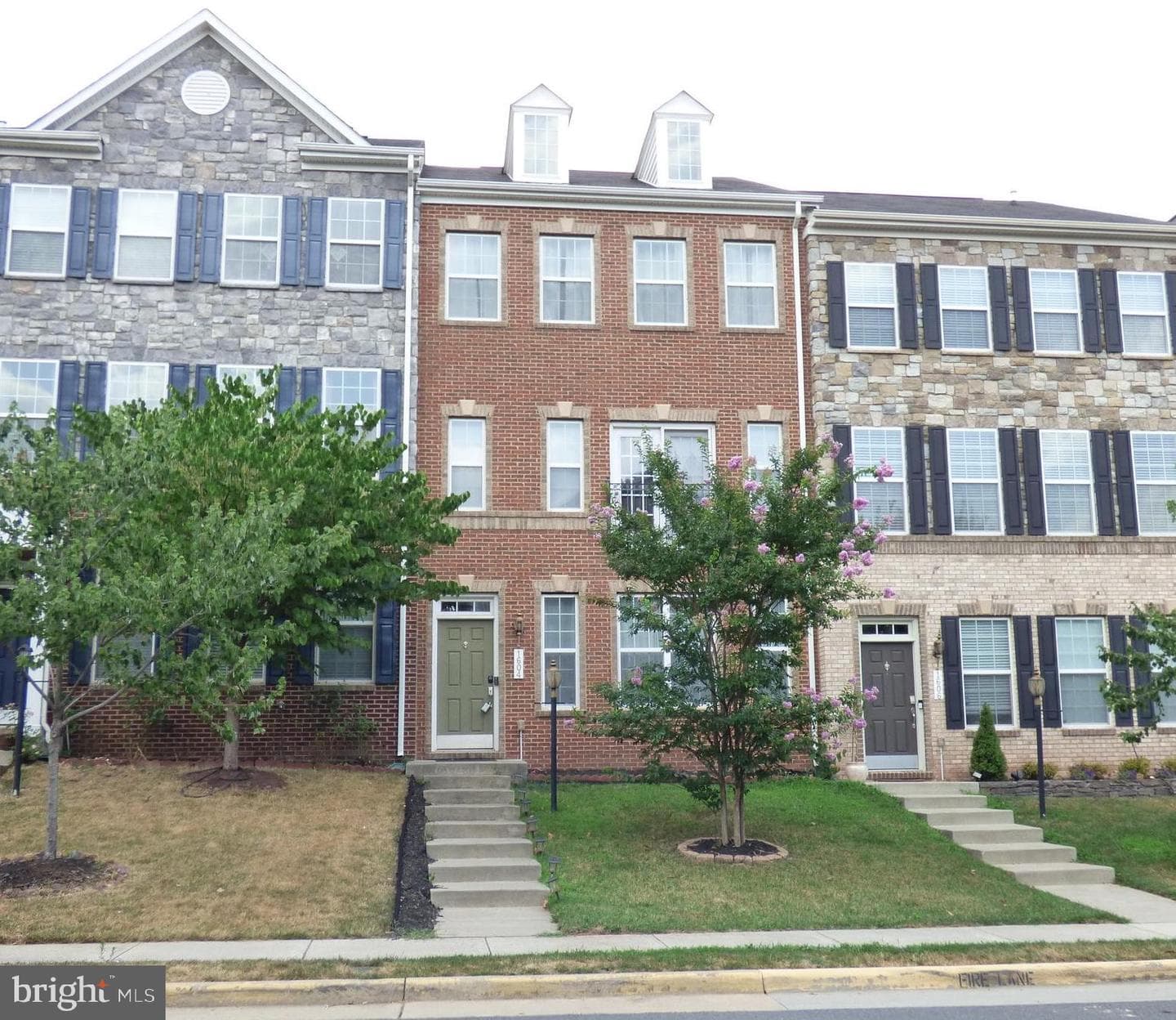 1604 Kinnaird Terrace NE photo 1