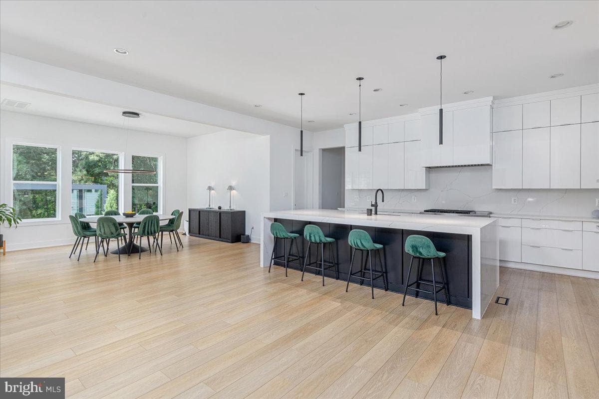 24815 Yellow Poplar Place photo 10