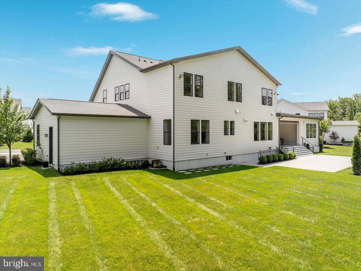 24815 Yellow Poplar Place photo 110