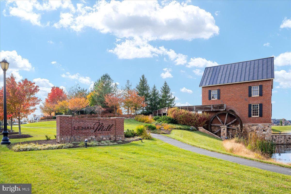 24815 Yellow Poplar Place photo 118