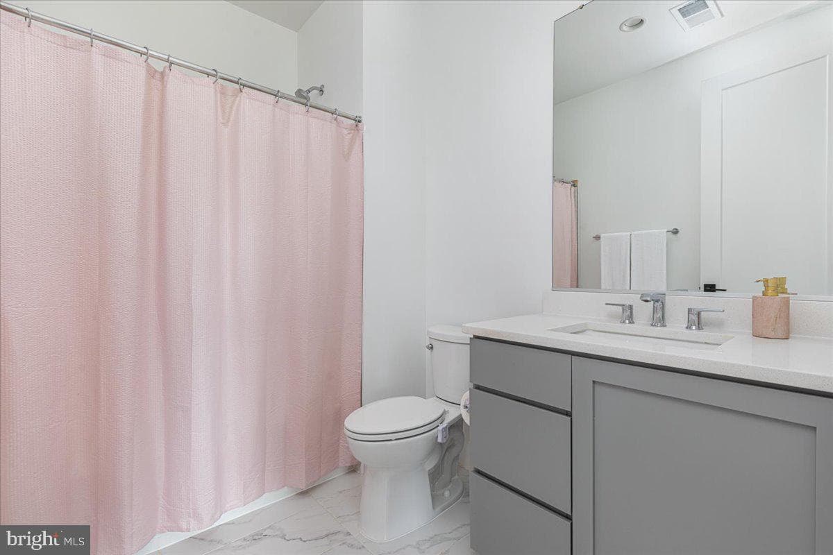 24815 Yellow Poplar Place photo 44