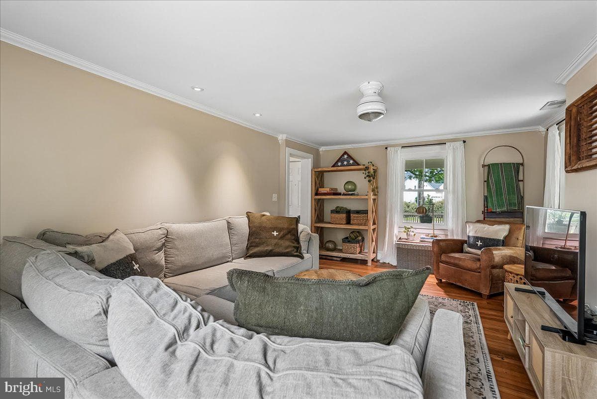 43655 Hay Road photo 13