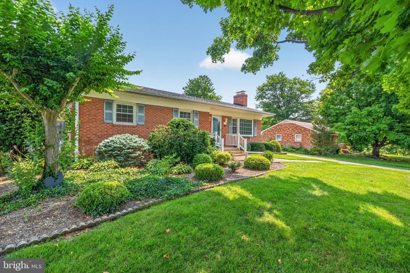 19 Hamilton Terrace Drive photo 4