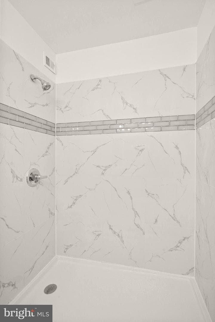 109 Mayfair Drive NE photo 30