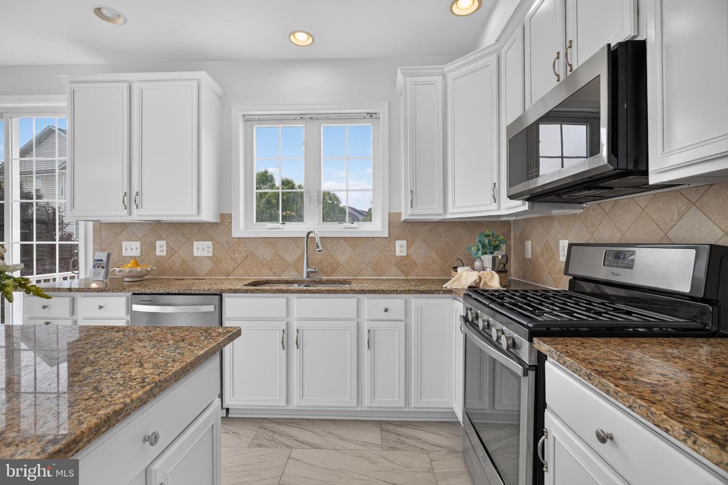 23149 Flora Mure Drive photo 15