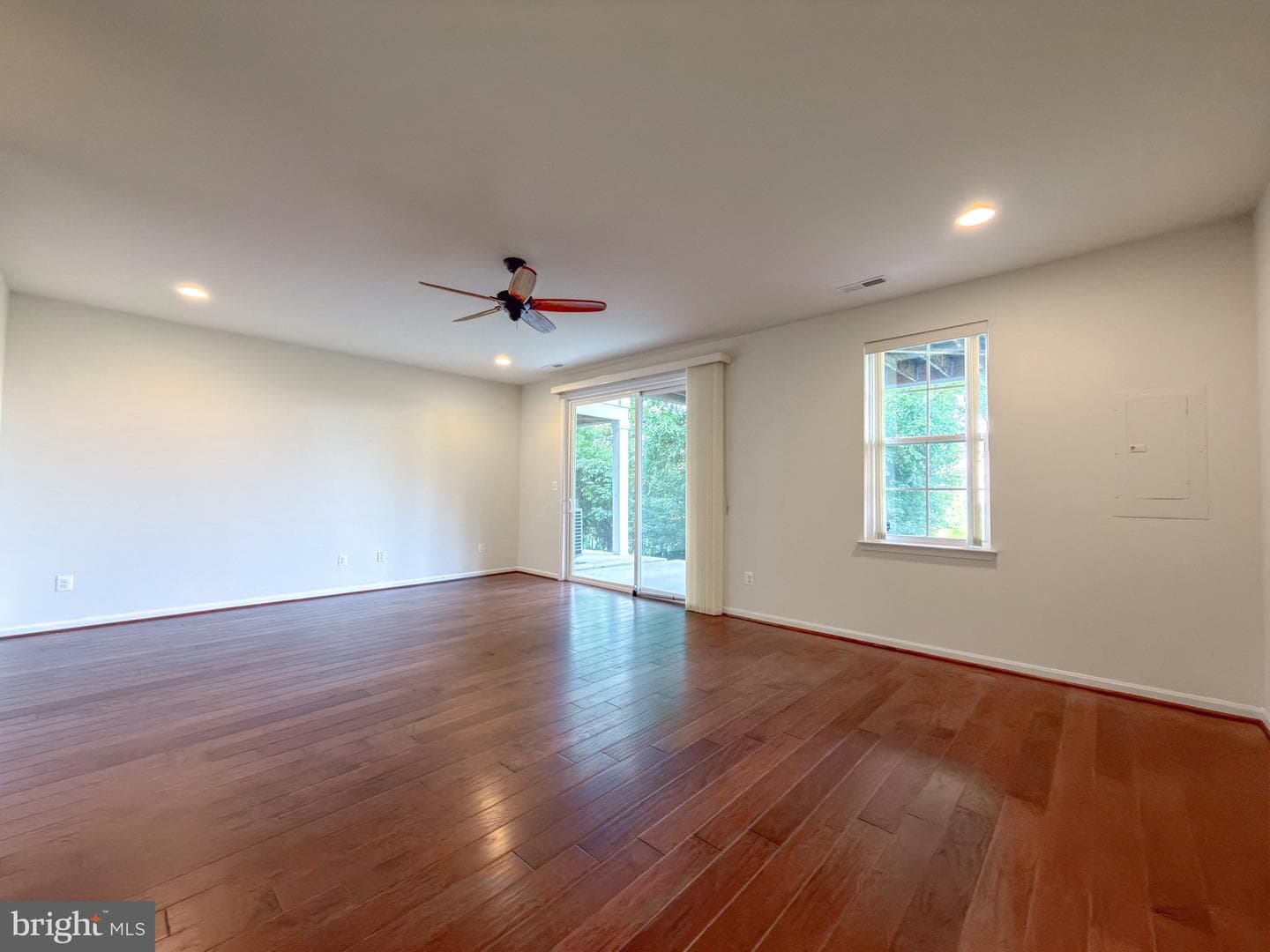 23448 Epperson Square photo 15
