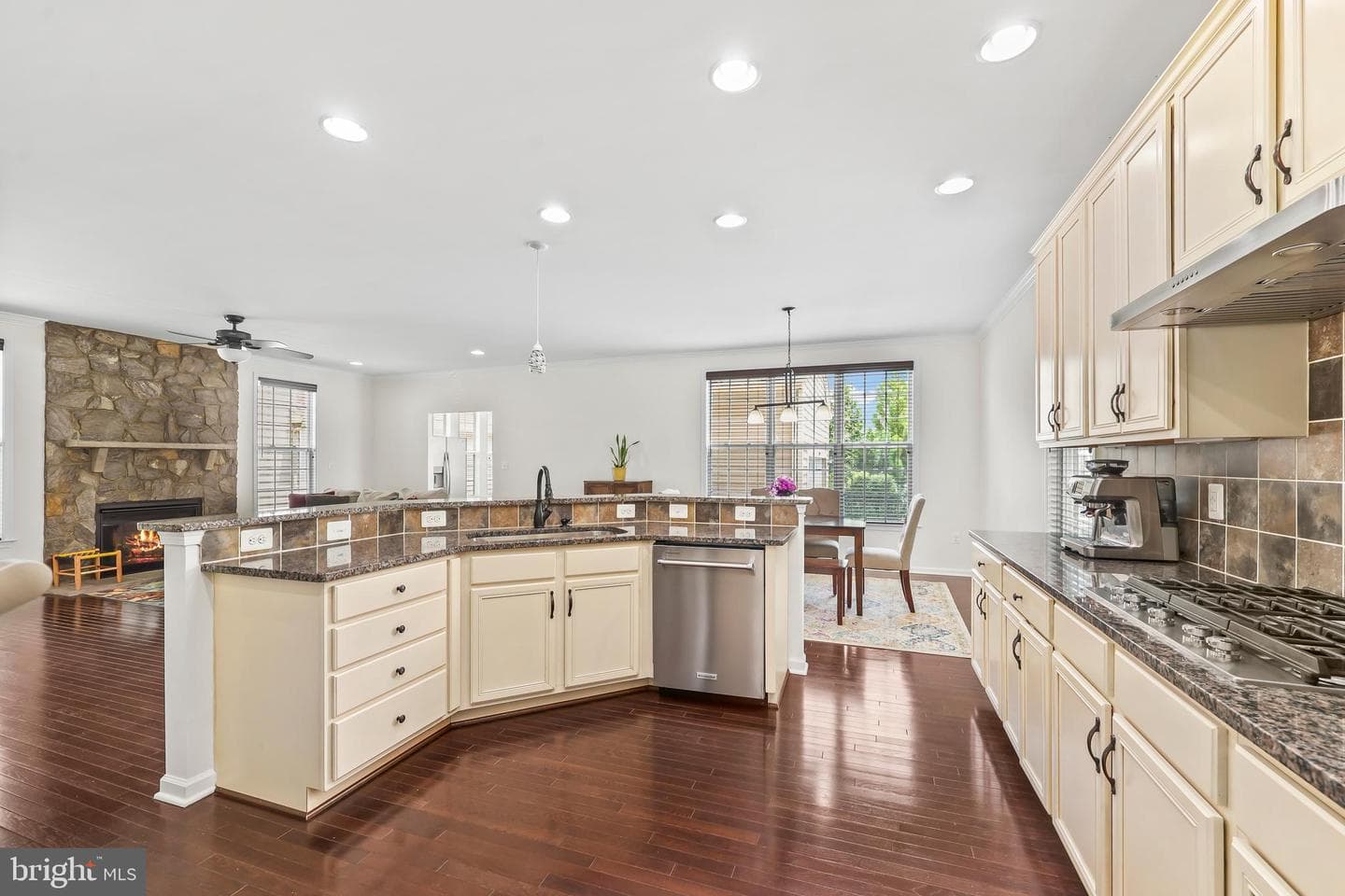43245 Barnstead Drive photo 22