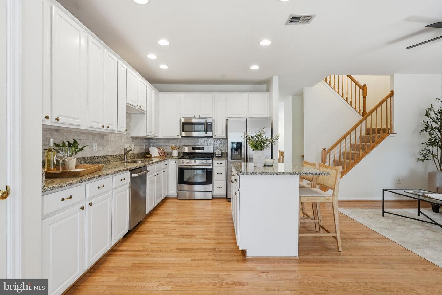 43451 Laidlow Street photo 10