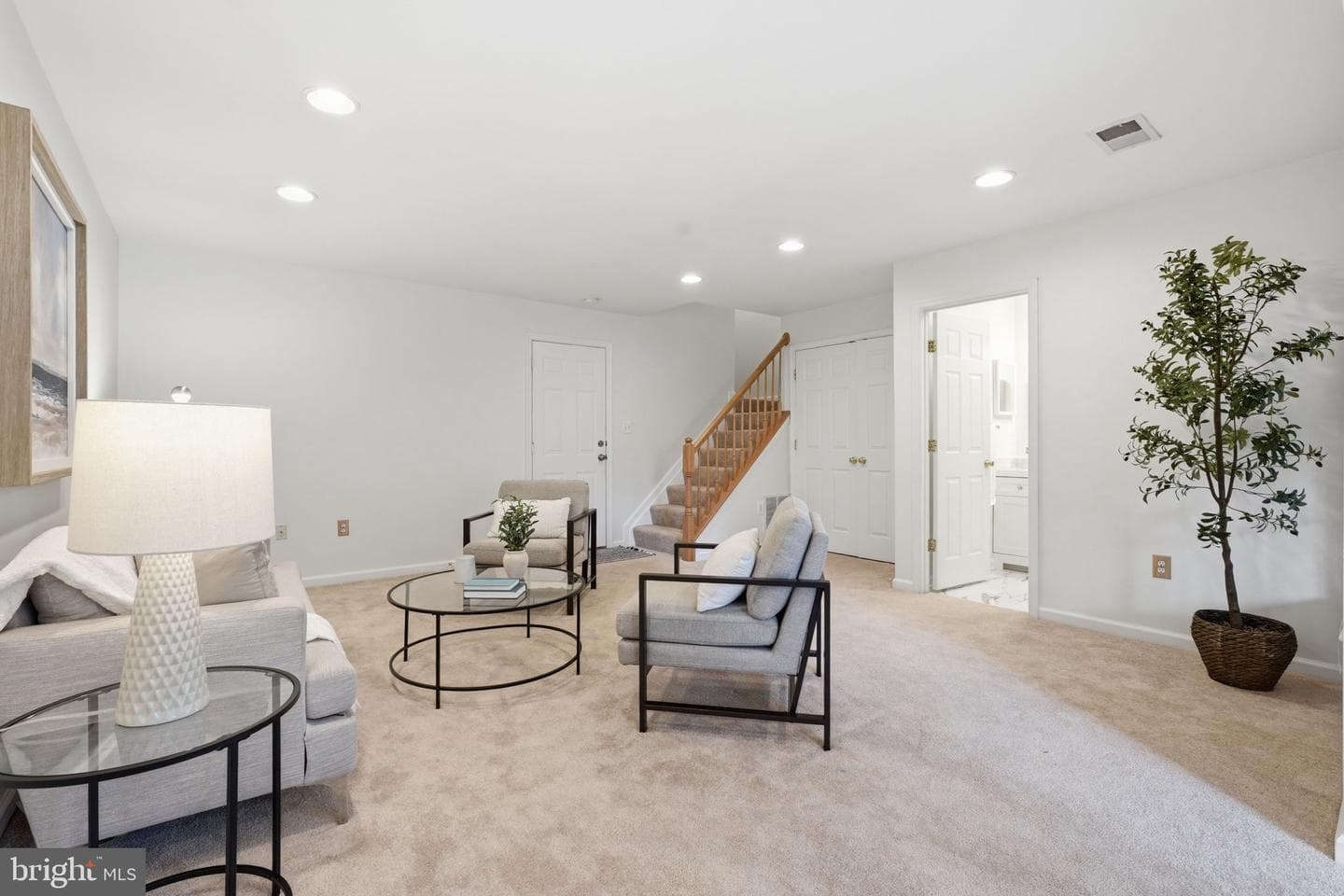 43451 Laidlow Street photo 29