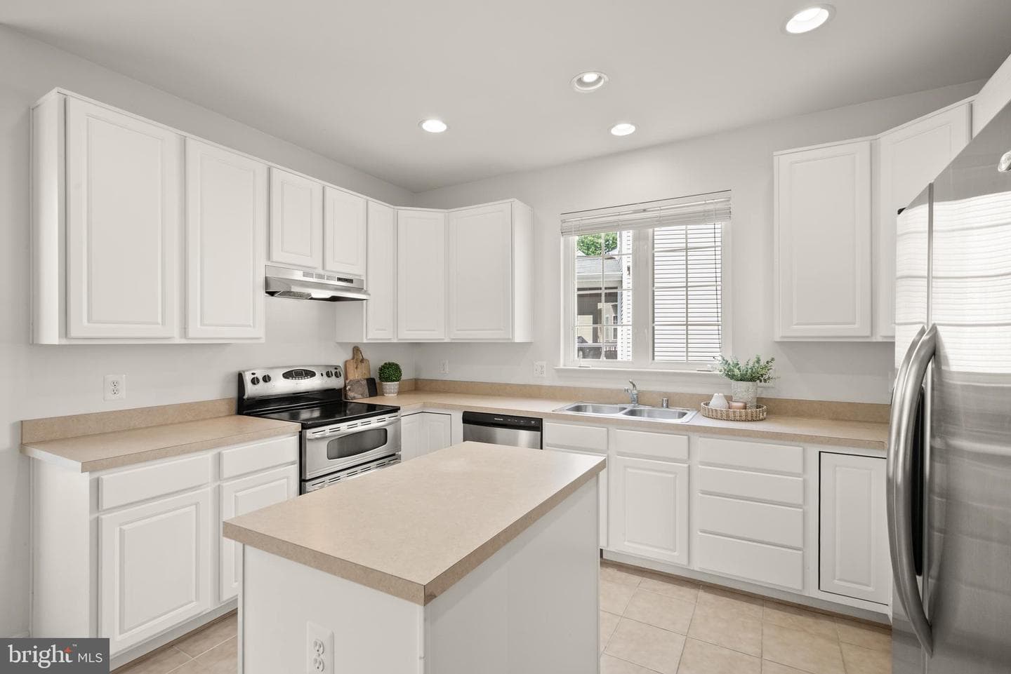 17481 Tedler Circle photo 19