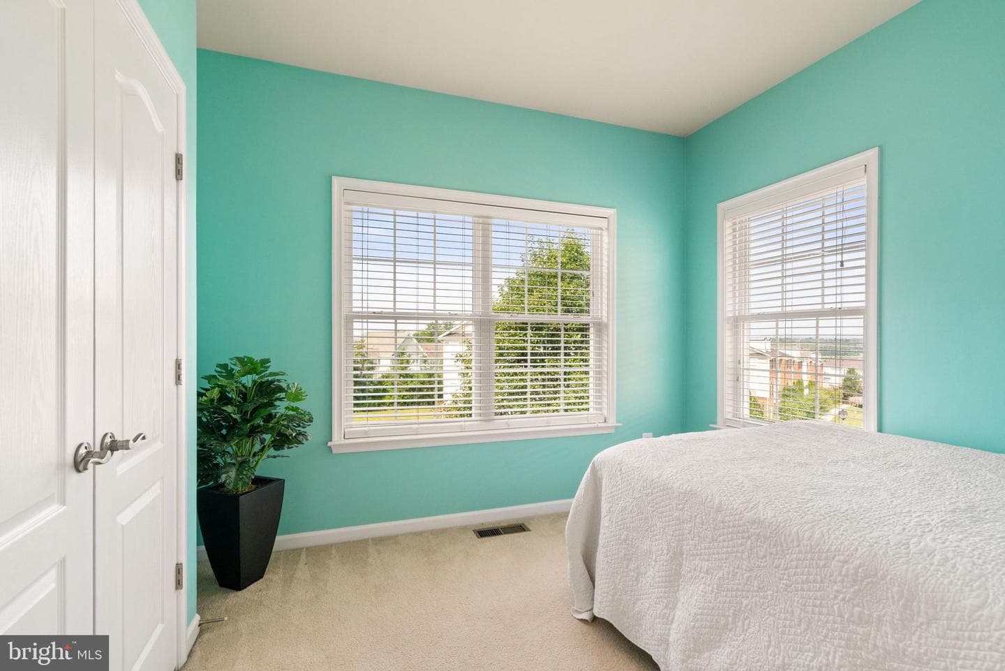 20911 Houseman Terrace photo 27