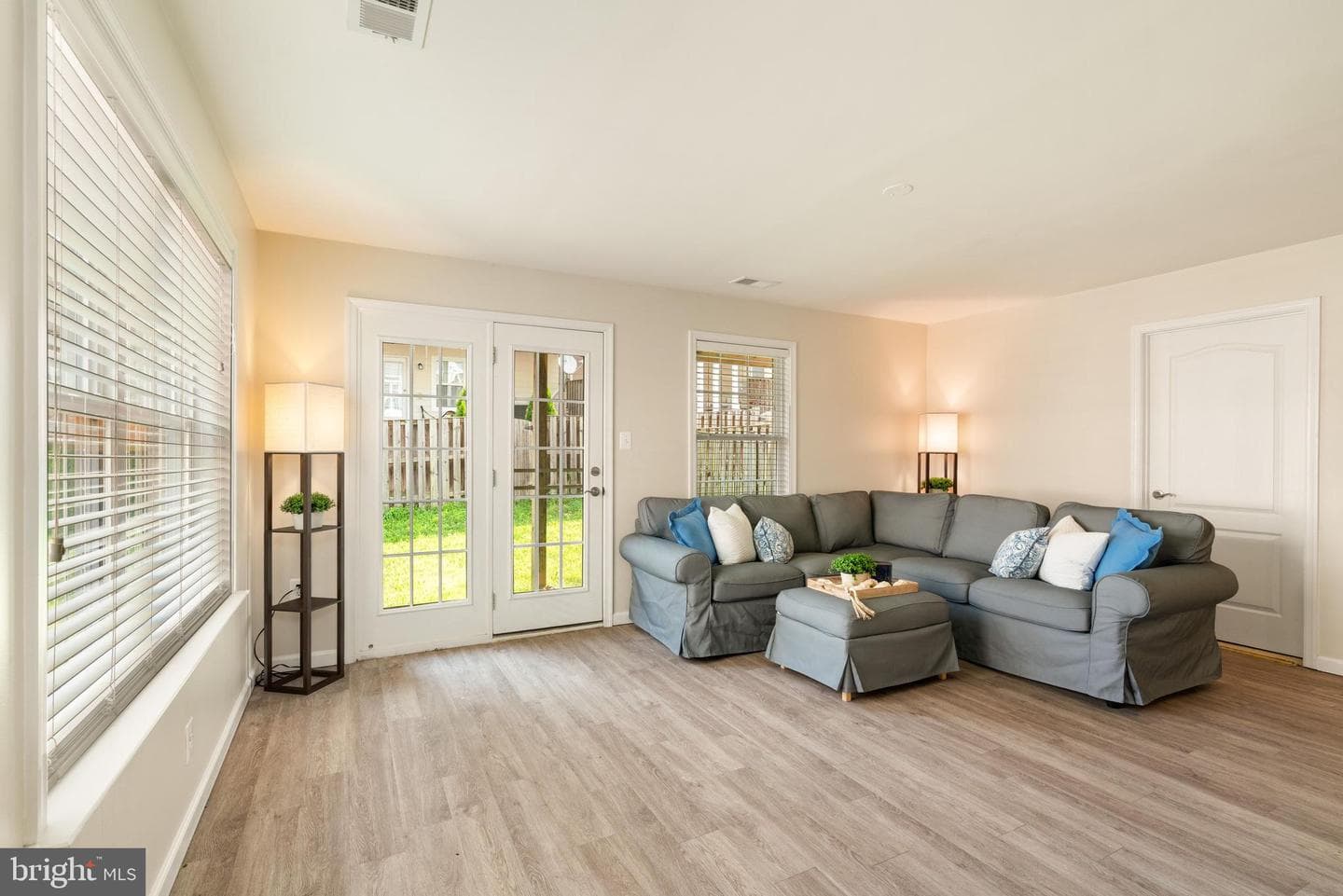 20911 Houseman Terrace photo 31