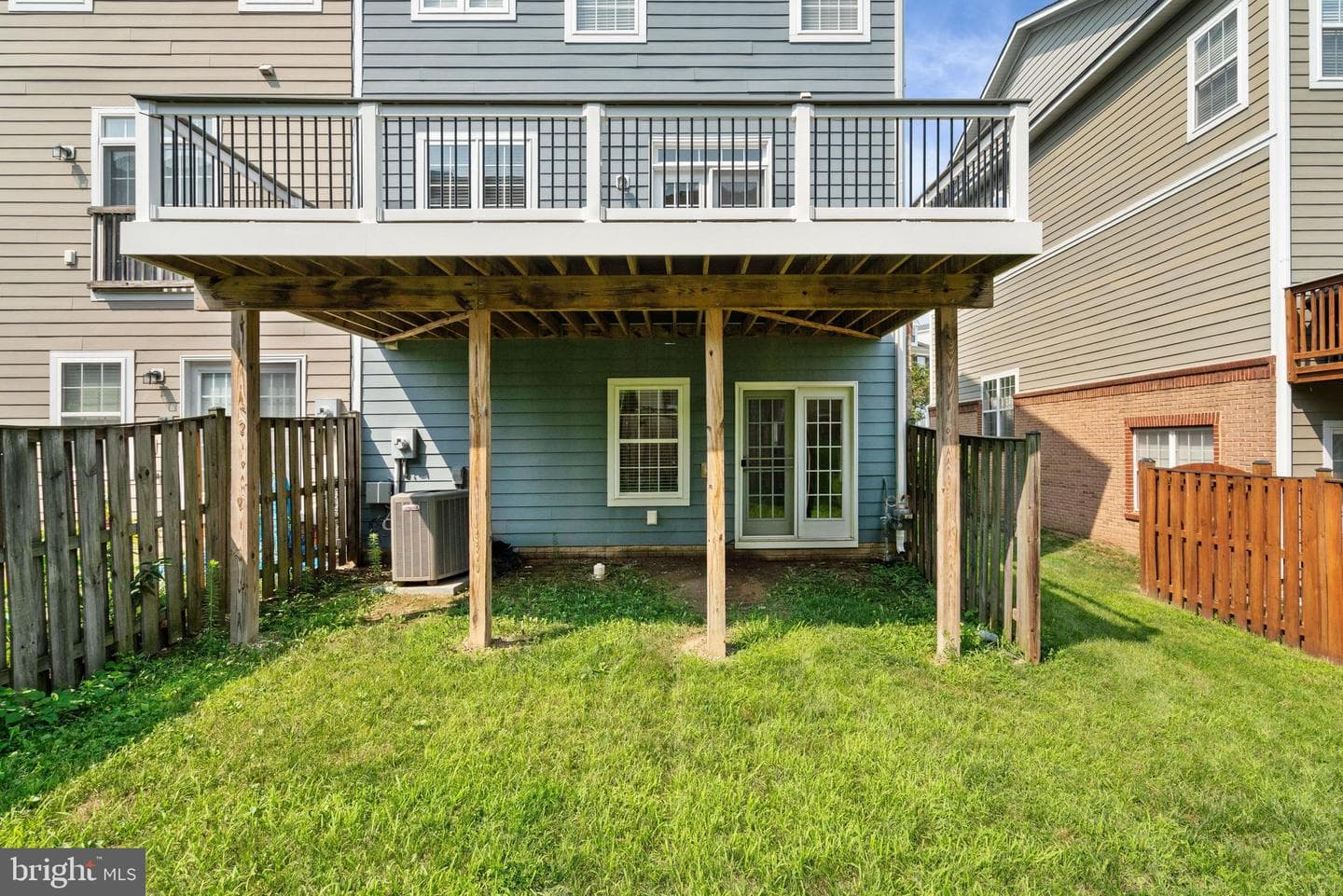 20911 Houseman Terrace photo 38