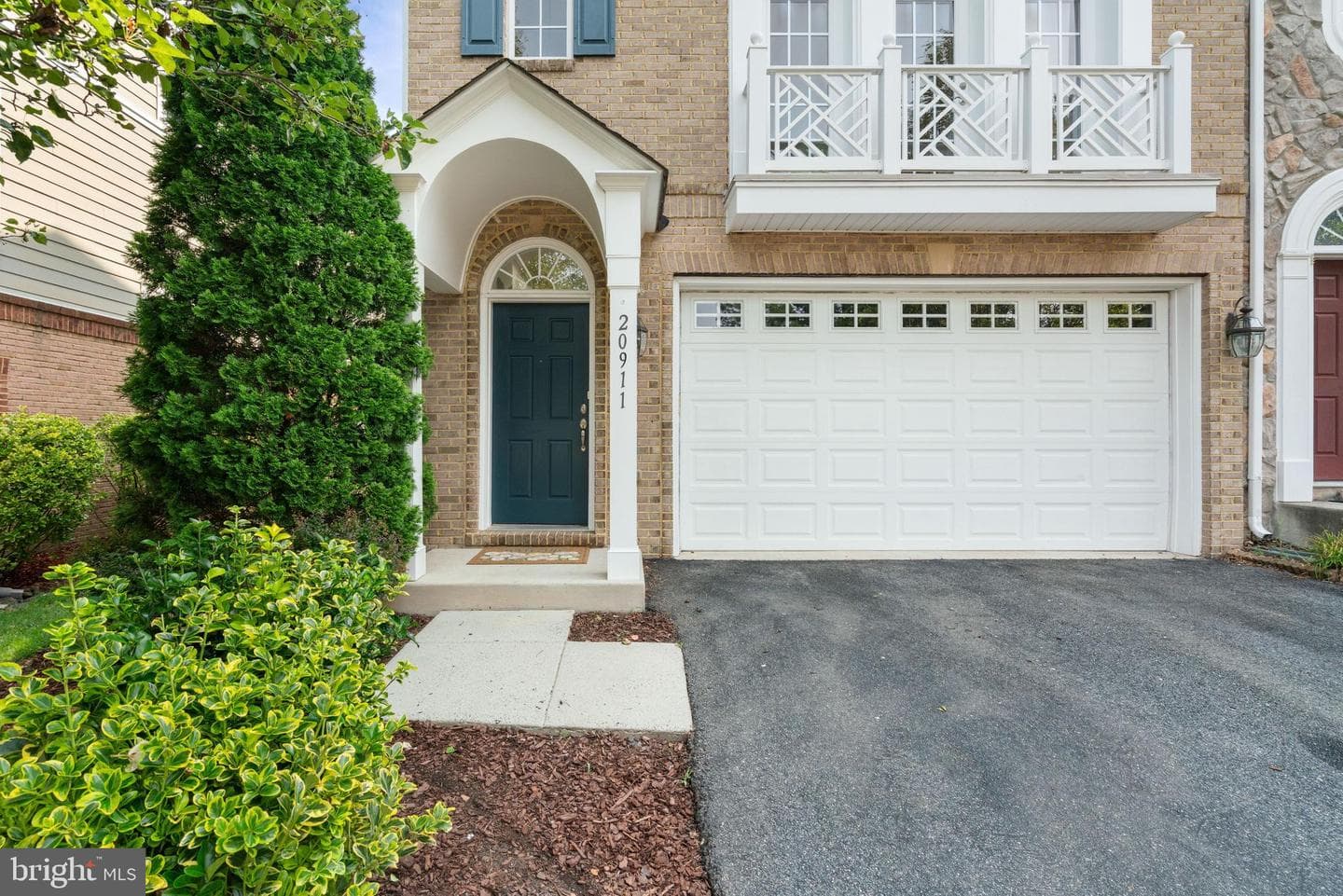 20911 Houseman Terrace photo 4