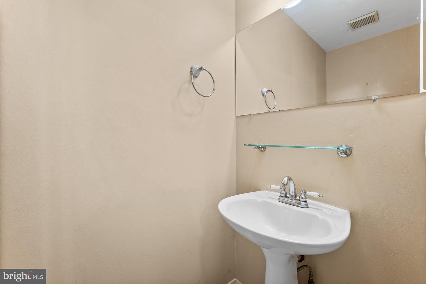 46676 Paragon Terrace photo 5