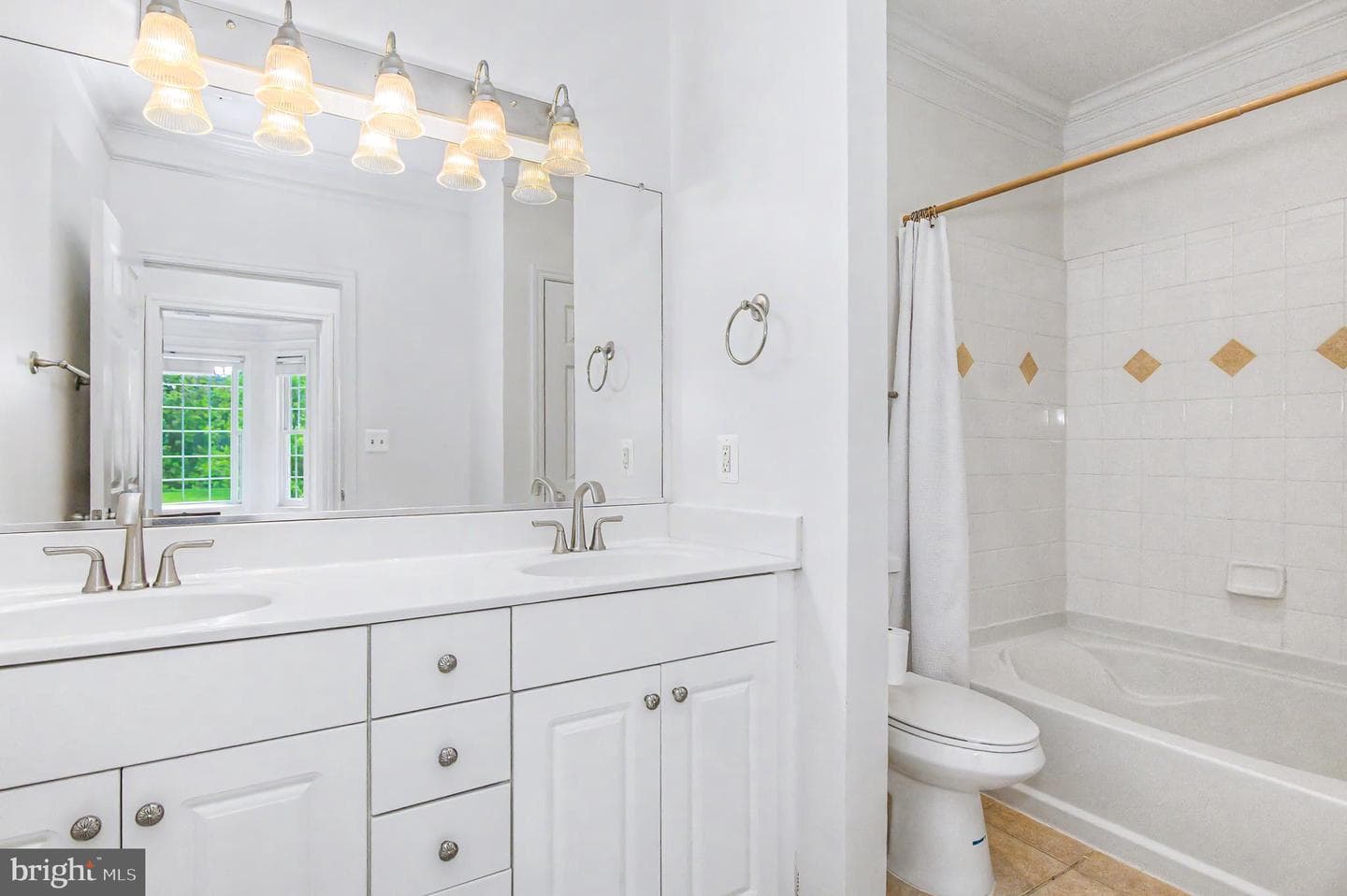512 Sunset View Terrace SE #201 photo 27